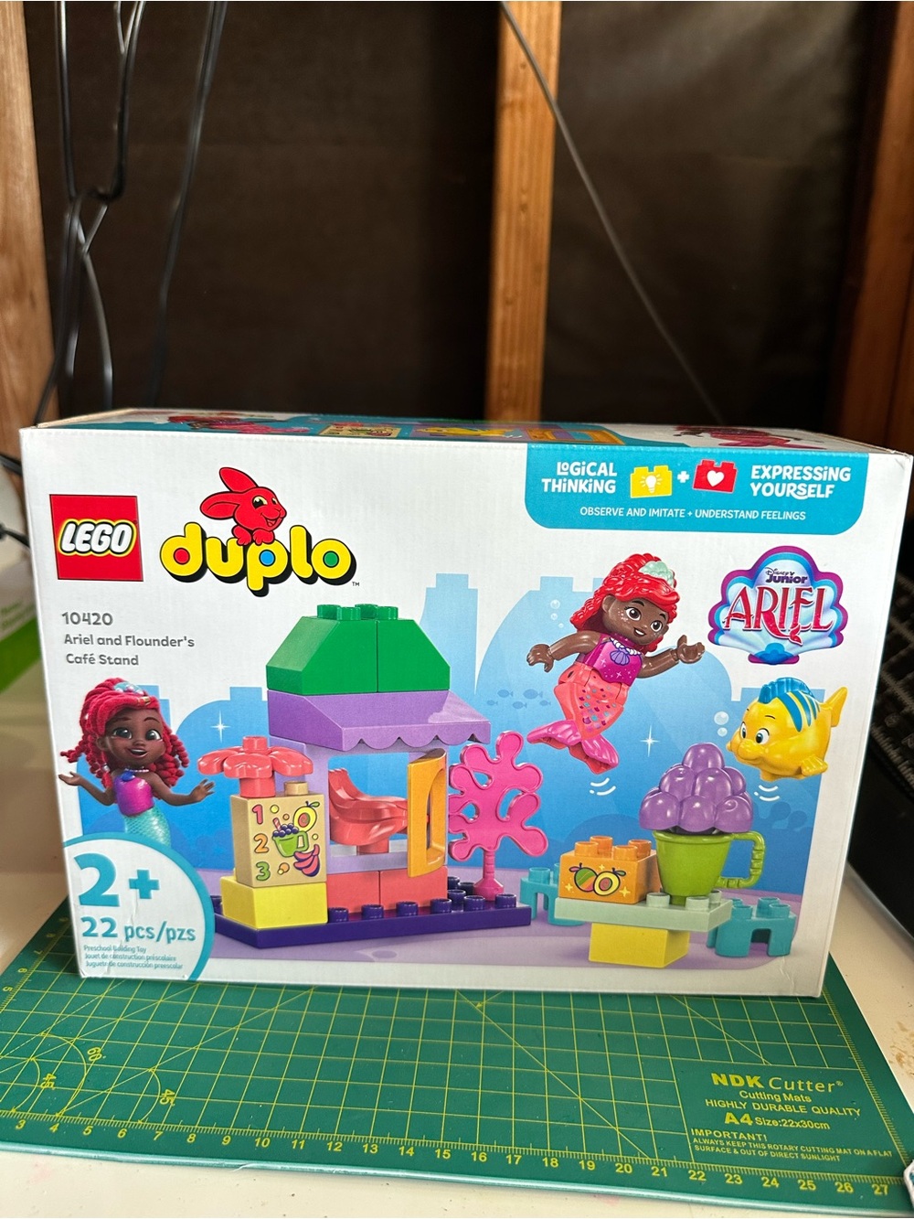 LEGO DUPLO Ariel Café Playset in Purple, Pink & Green